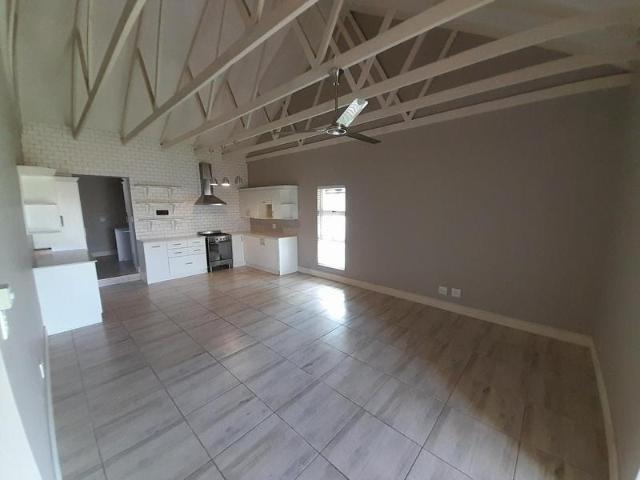 2 Bedroom Garden Cottage in Zwavelpoort