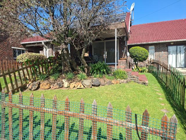 2 Bedroom Garden Cottage To Let in Wendywood