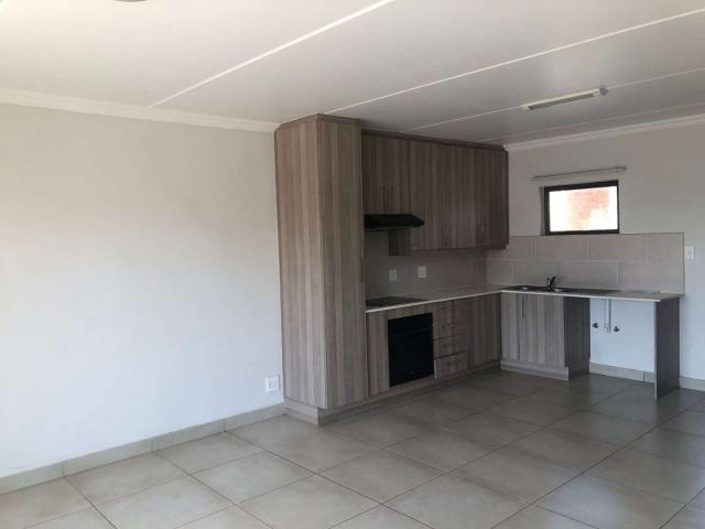 2 Bedroom Ground Floor Apartment to Rent!