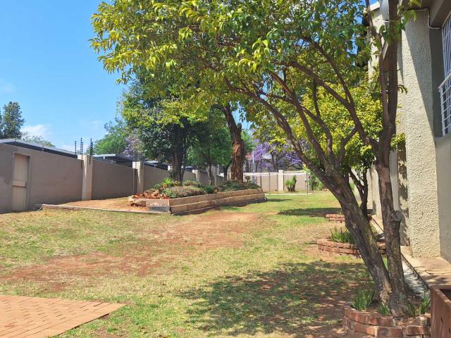 2 Bedroom, Ground Floor Apartment in Ferndale