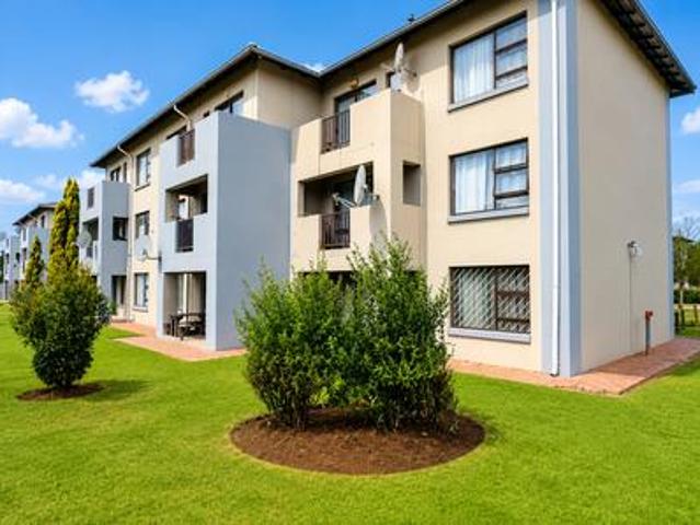 2 bedroom ground floor townhouse in.