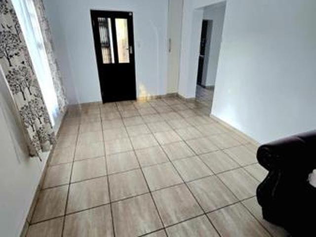 2 Bedroom Duet in Arboretum
