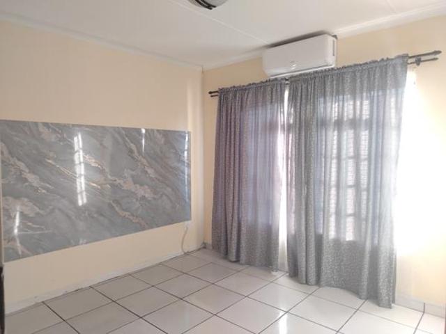2 Bedroom Duet in Birdswood