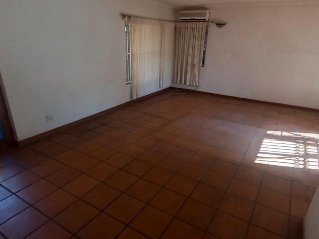 2 Bedroom duet in Brummeria