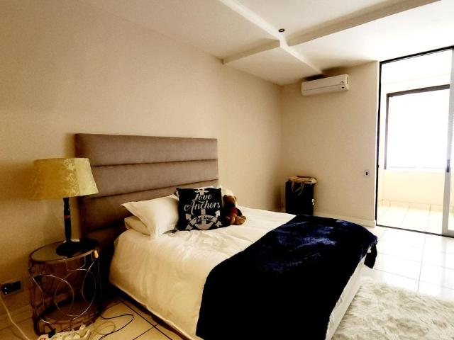 2 Bedroom duplex apartment for sale in Umhlanga Ridge