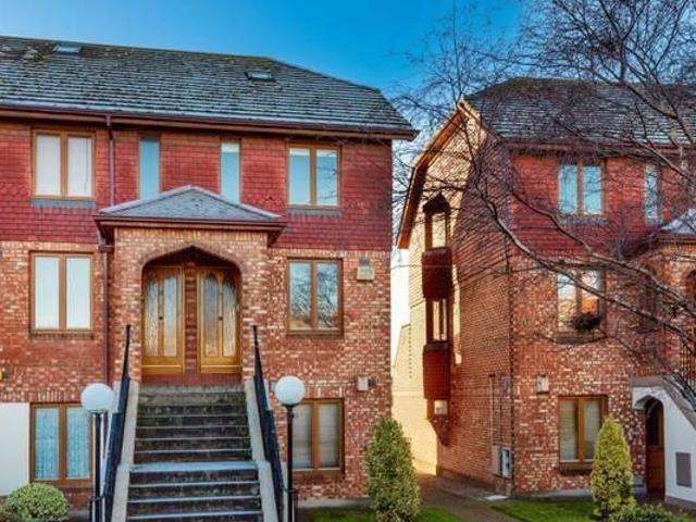 2 bedroom duplex for sale in 14 Danesfort Castle Avenue Clontarf Dublin 3 D03 TT16 Ireland