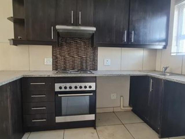 2 Bedroom Duplex in Mayberry Park