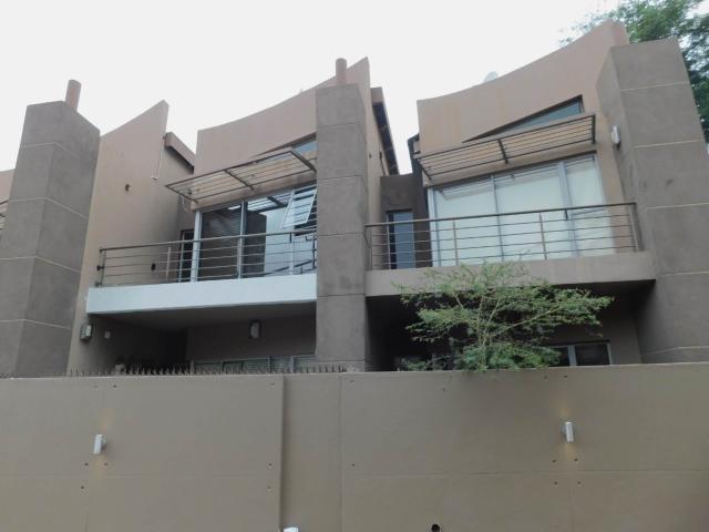 2 Bedroom Duplex in Melrose North