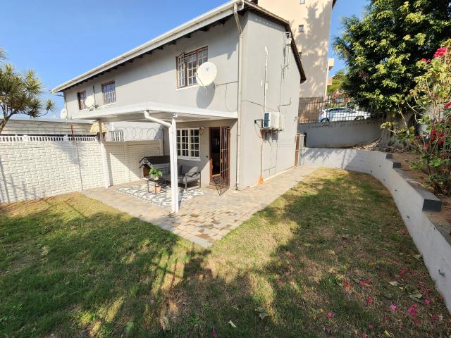 2 Bedroom Duplex in Morningside