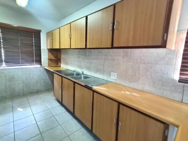 2 Bedroom Duplex in Arboretum