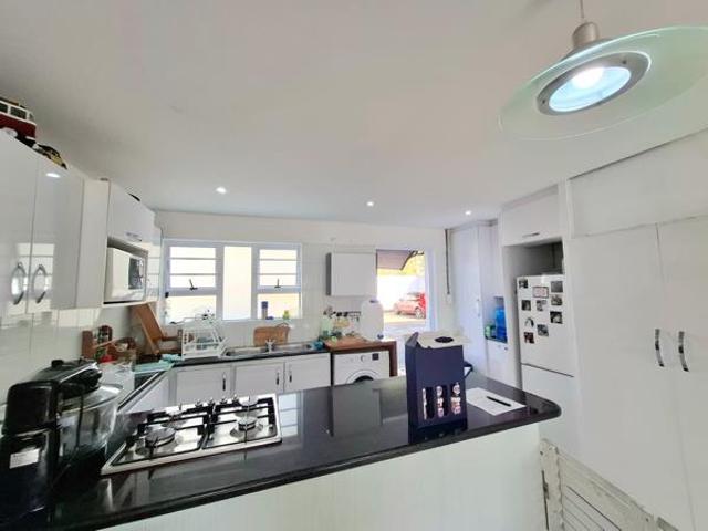 2 Bedroom Duplex in Bonza Bay
