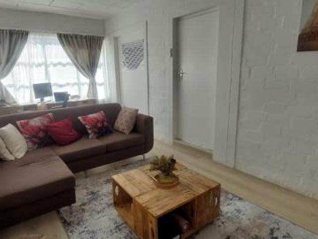 2 Bedroom Duplex in Guldenland