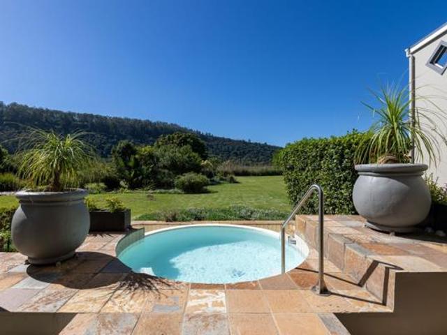 2 Bedroom Duplex in Groenvallei