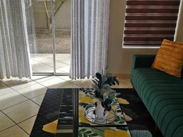 2 Bedroom Duplex in Halfway Gardens