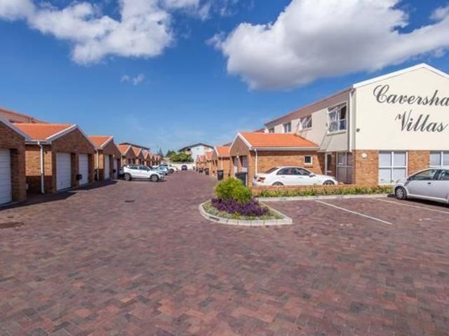 2 Bedroom Duplex in Heathfield