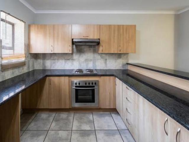 2 Bedroom Duplex in Heritage Hill