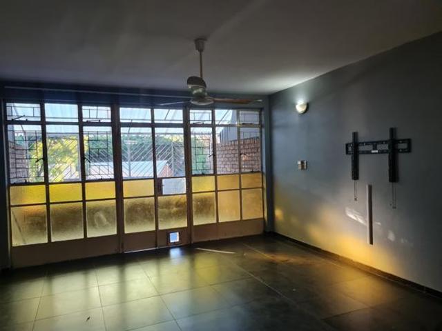 2 Bedroom Duplex in Lyttelton Manor
