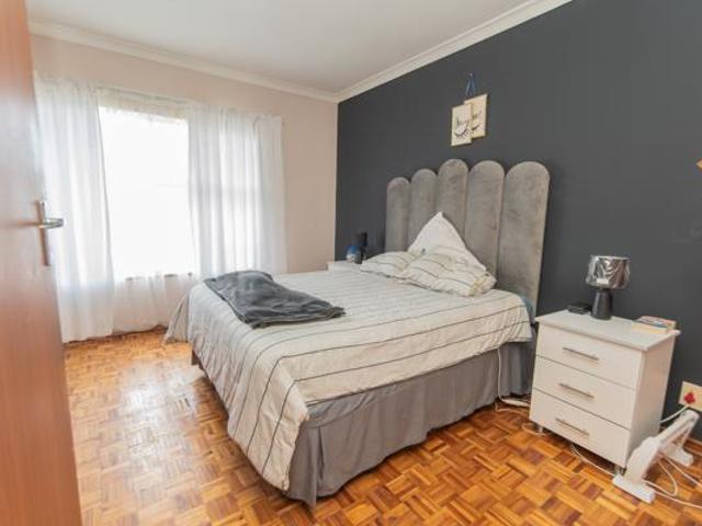 2 Bedroom Duplex in Linton Grange