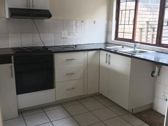 2 Bedroom Duplex in Pelham