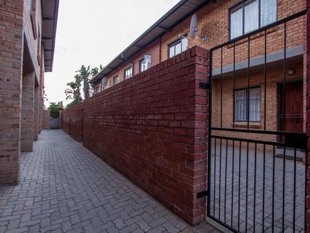 2 Bedroom Duplex in Pretoria North
