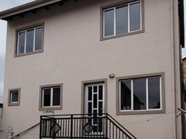 2 Bedroom Duplex in Risecliff