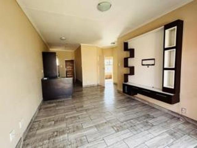 2 Bedroom Duplex in Tasbet Park