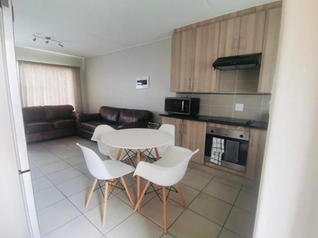 2 Bedroom Duplex in Theresapark