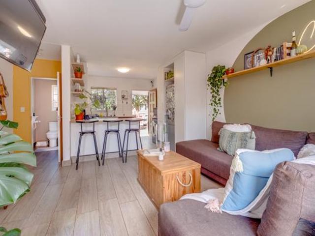 2 Bedroom Duplex in Wilgeheuwel