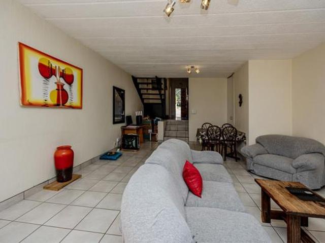2 Bedroom Duplex in Wilro Park