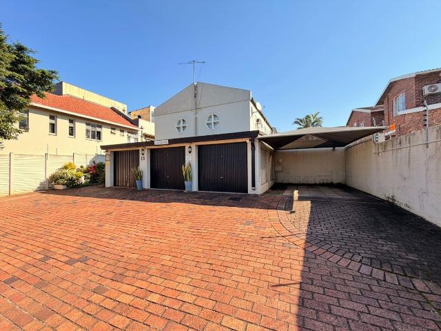 2 Bedroom Duplex To Let in Essenwood