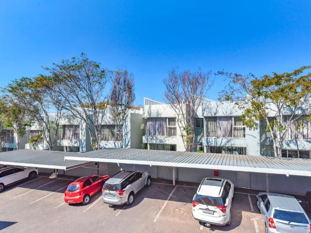 2 Bedroom Duplex To Let in Oaklands