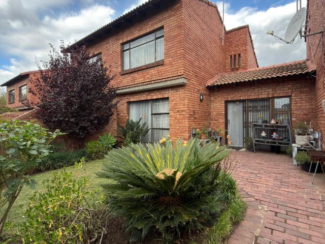 2 Bedroom Duplex To Let in Secunda