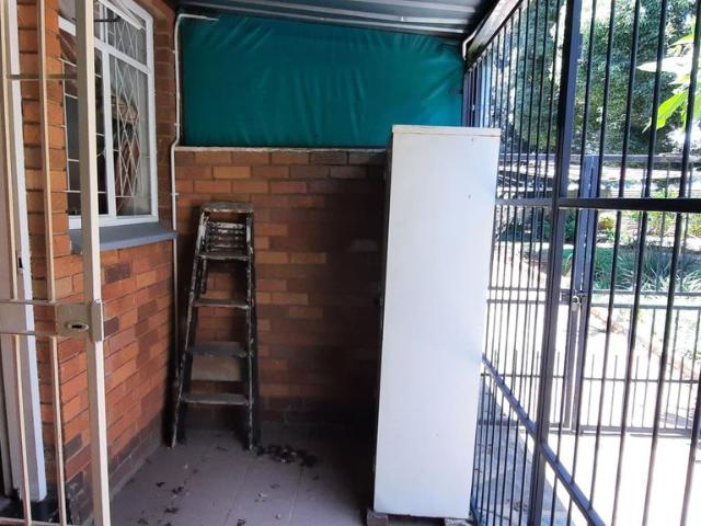 2 Bedroom duplex townhouse sectional for sale in Dorandia, Pretoria