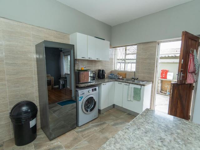 2 Bedroom flat for sale in Linton Grange, Port Elizabeth