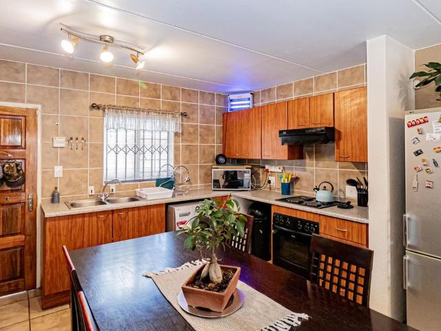 2 Bedroom duplex townhouse sectional sold in North Riding, Randburg