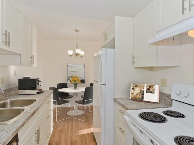 2 Bedroom for rent in Randal House in 309 15 Ave. SW, Calgary, Beltline, T2R 0R1