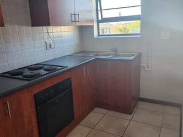 2 bedroom flat to let