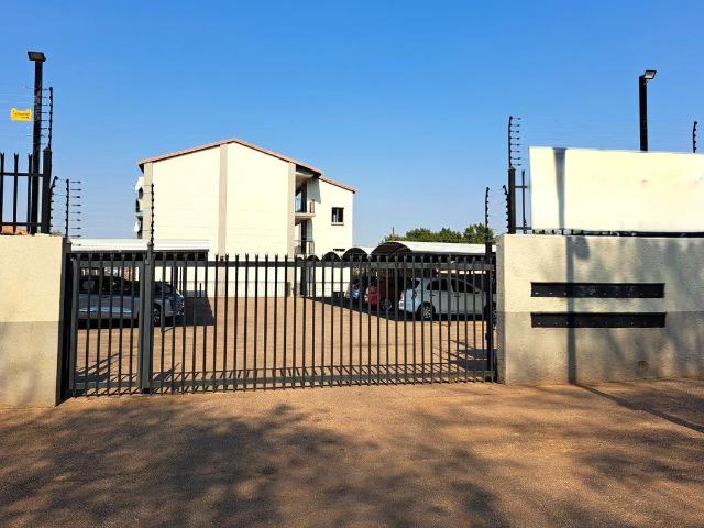 2 Bedroom Flat To Let in Mountain View