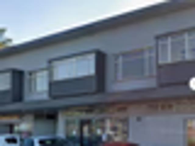 2 Bedroom Flat To Let in Sea View