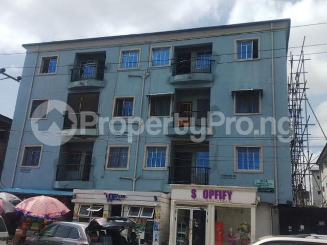 2 Bedroom Flat / Apartment in Onike Yaba Lagos | Flat / Apartment for sale in yaba | Flat / Apartment in yaba | 2 Bedroom | PropertyPro Nigeria