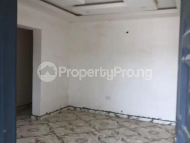 2 Bedroom Flat / Apartment in Oshodi Expressway Oshodi Lagos | Flat / Apartment for rent in oshodi | Flat / Apartment in oshodi | 2 Bedroom | PropertyPro Nigeria