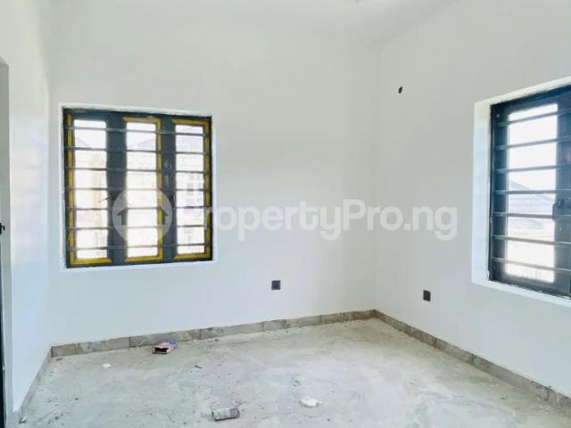 2 Bedroom Flat / Apartment in Lekki Phase 1 Lekki Lagos | Flat / Apartment for sale in lekki | Flat / Apartment in lekki | 2 Bedroom | PropertyPro Nigeria