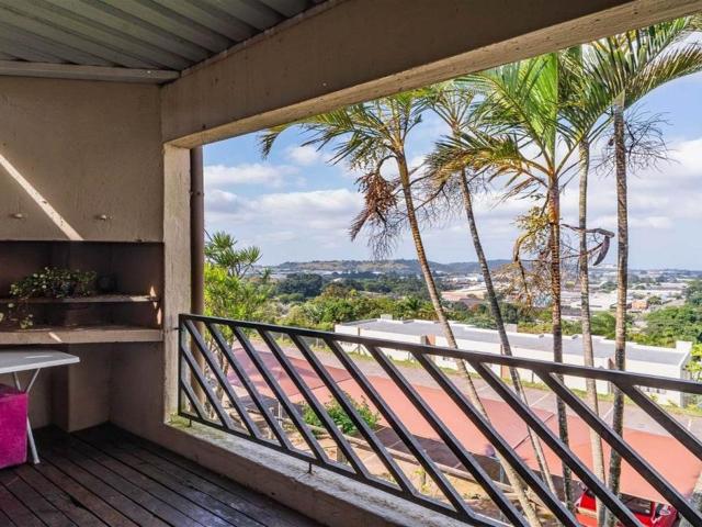 2 Bedroom flat for sale in The Wolds, Pinetown