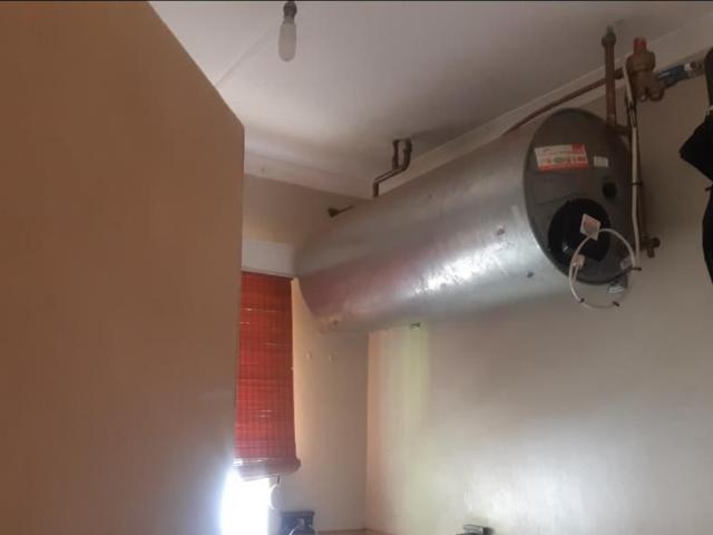 2 Bedroom Flat For Sale in Vanderbijlpark CW 2