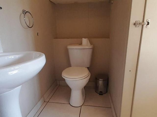 2 Bedroom flat for sale in Waterways, Tongaat