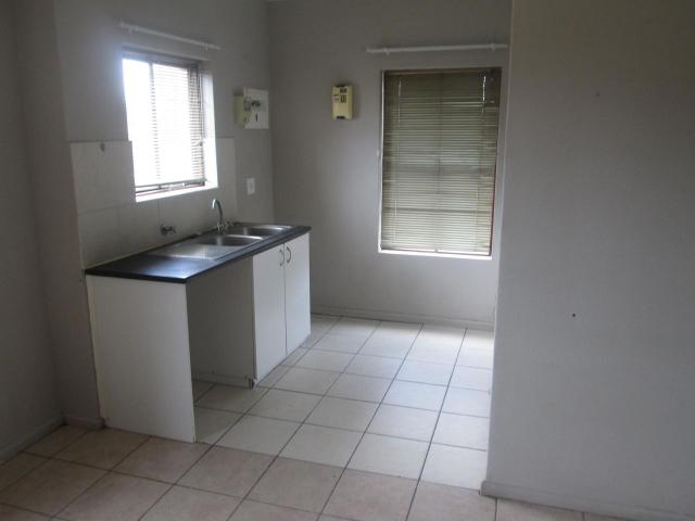 2 Bedroom flat sold in Dalsig, Malmesbury