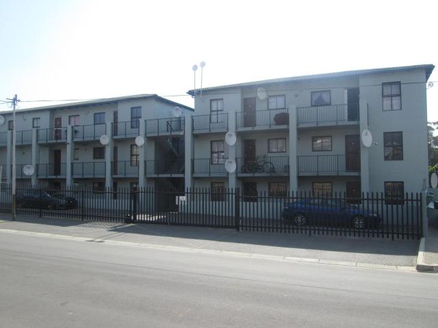 2 Bedroom flat for sale in Dalsig, Malmesbury