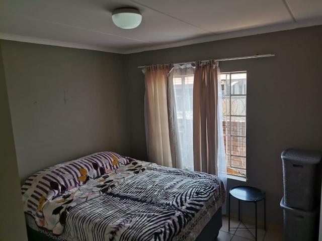 2 Bedroom Flat For Sale in Duvha Park