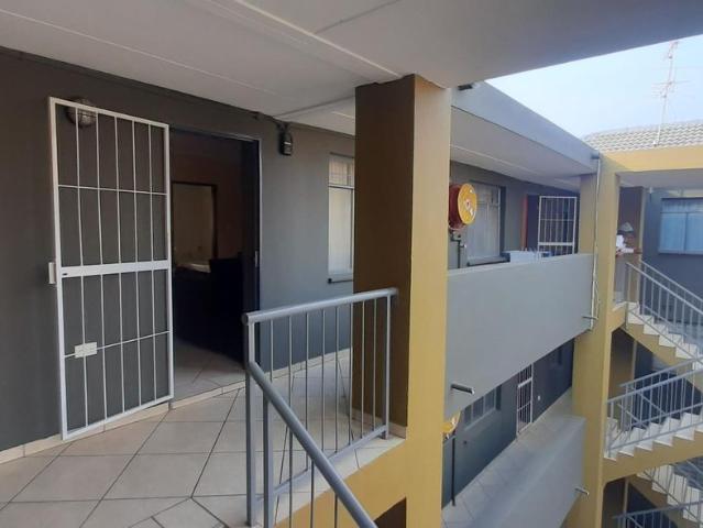 2 Bedroom Flat For Sale in Jabulani