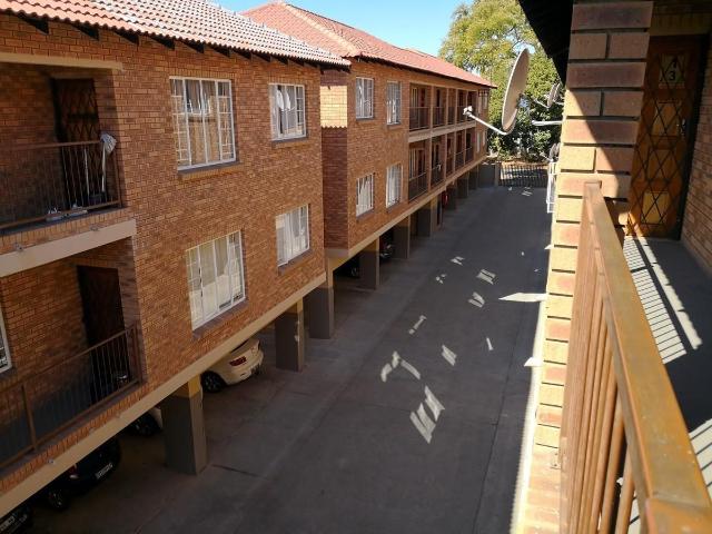 2 Bedroom Flat For Sale in Mid Town
